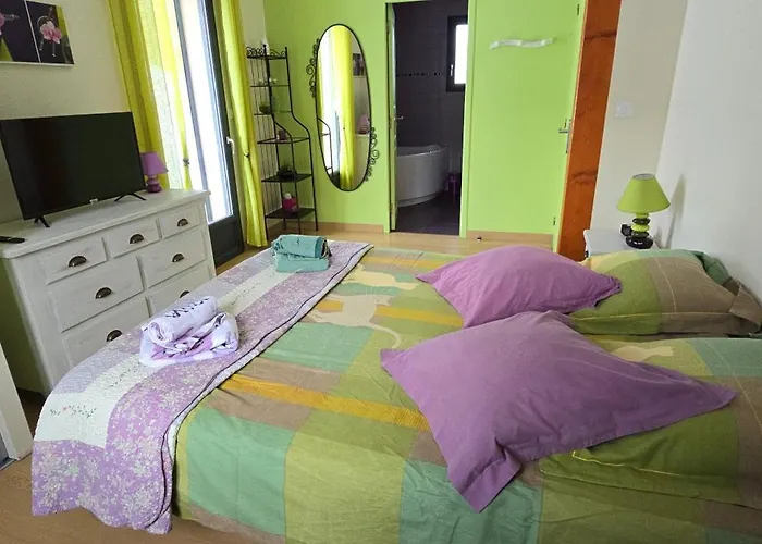 Kermarsous Semesterbostad *