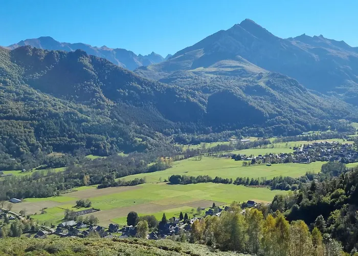 Kermarsous Semesterbostad *